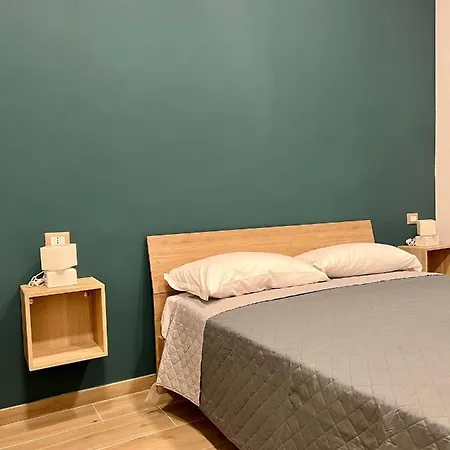 بيت ضيافة Antico Borgo نابولي